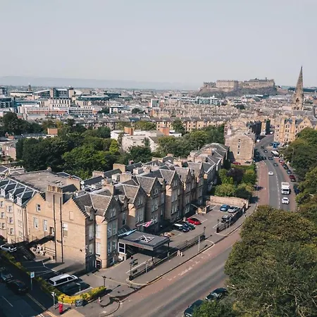 Ja The Bruntsfield - Edinburgh-2